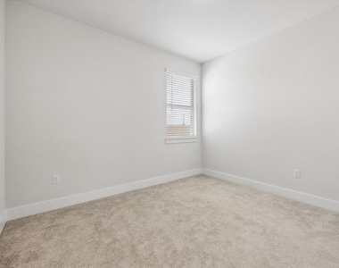 8503 Mckamy Dr - Photo Thumbnail 20