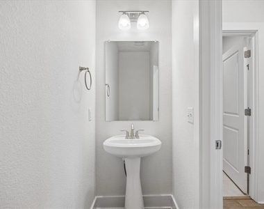 8503 Mckamy Dr - Photo Thumbnail 11