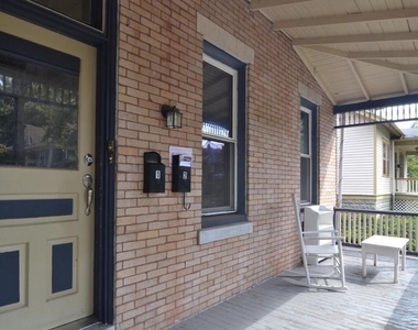 17 W Summit Avenue - Photo Thumbnail 1