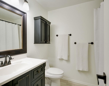 2412 Deer Pass - Photo Thumbnail 11