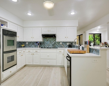 2412 Deer Pass - Photo Thumbnail 6