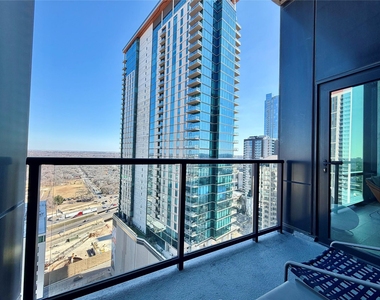 70 Rainey St - Photo Thumbnail 20