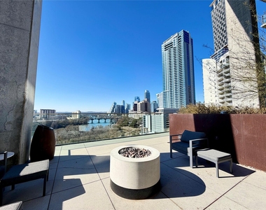 70 Rainey St - Photo Thumbnail 31