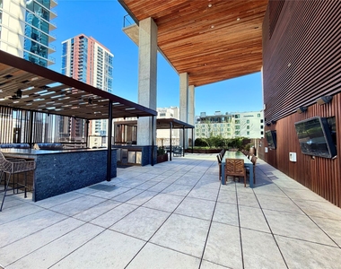 70 Rainey St - Photo Thumbnail 33