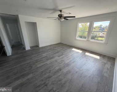 224 Union Street - Photo Thumbnail 8