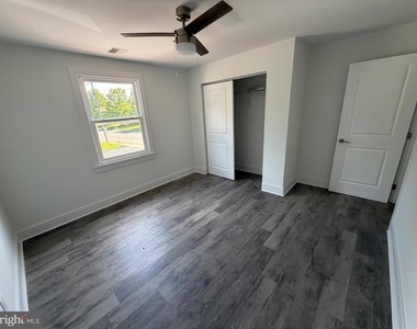 224 Union Street - Photo Thumbnail 4