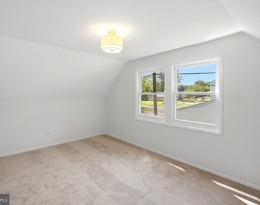 21 Glenview Lane - Photo Thumbnail 21