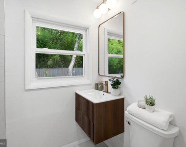 21 Glenview Lane - Photo Thumbnail 19