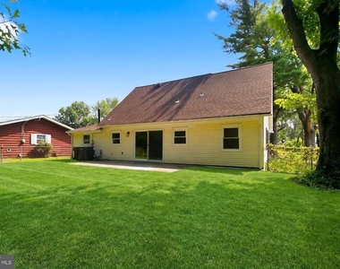 21 Glenview Lane - Photo Thumbnail 25