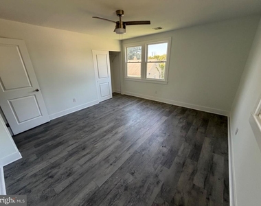 224 Union Street - Photo Thumbnail 2