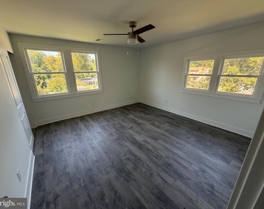 224 Union Street - Photo Thumbnail 3
