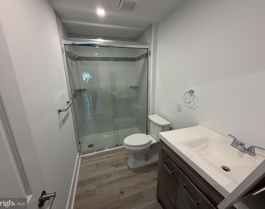 224 Union Street - Photo Thumbnail 9