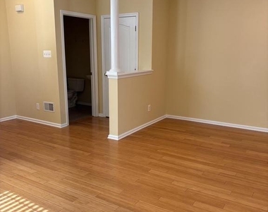 26 Spinnaker Drive - Photo Thumbnail 11