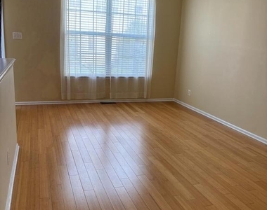26 Spinnaker Drive - Photo Thumbnail 14