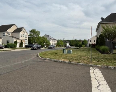 26 Spinnaker Drive - Photo Thumbnail 5