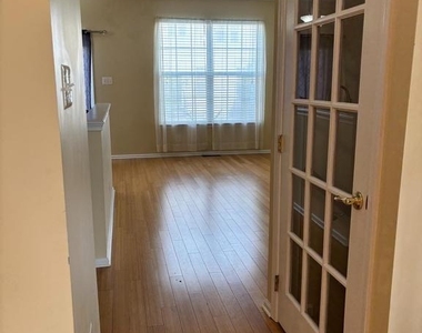 26 Spinnaker Drive - Photo Thumbnail 13