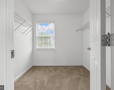 9448 Alloway Drive - Photo Thumbnail 23