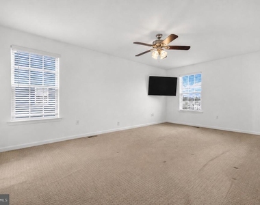 9448 Alloway Drive - Photo Thumbnail 22