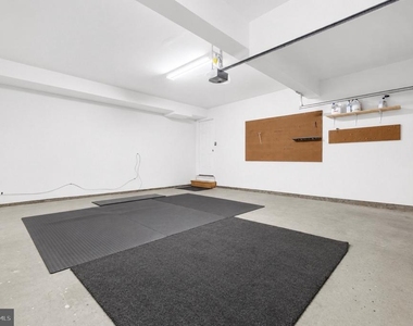 9448 Alloway Drive - Photo Thumbnail 30
