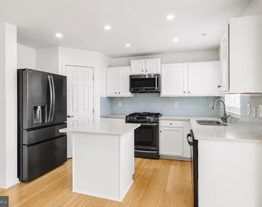 9448 Alloway Drive - Photo Thumbnail 7