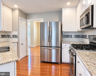 28492 Woods Drive - Photo Thumbnail 3