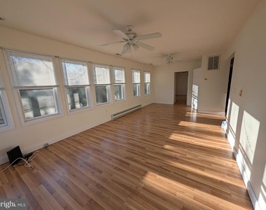 7491 Beach Avenue - Photo Thumbnail 5
