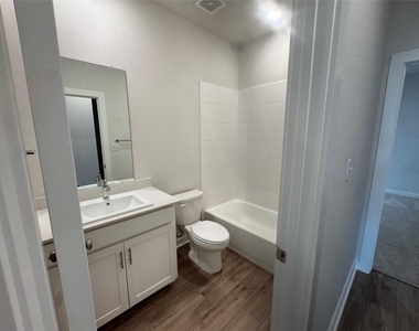 108 Sorghum Dr - Photo Thumbnail 17
