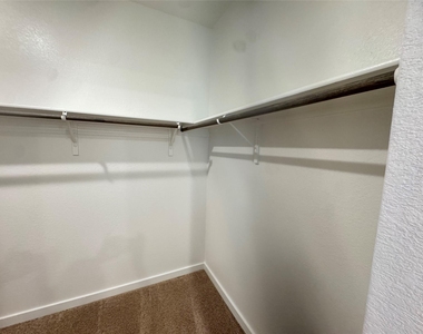 108 Sorghum Dr - Photo Thumbnail 12