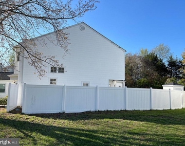 22131 Saint Josephs Circle - Photo Thumbnail 13