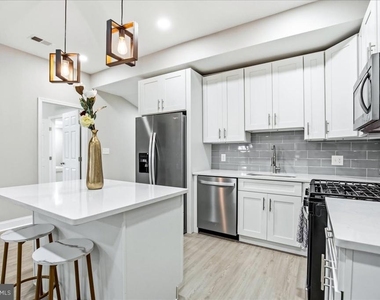 4000 Vine Street - Photo Thumbnail 15