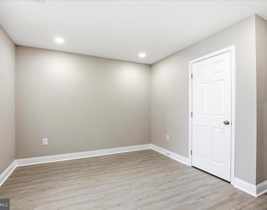 4000 Vine Street - Photo Thumbnail 38
