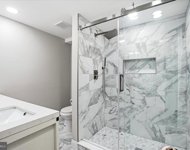 4000 Vine Street - Photo Thumbnail 26