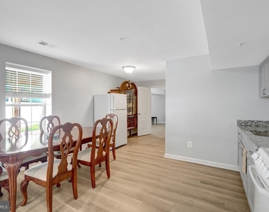 4905 Faith Crossing Court - Photo Thumbnail 9