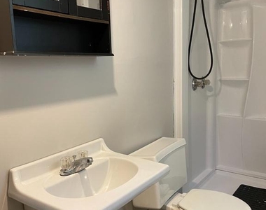 6800 Crafton Lane - Photo Thumbnail 10