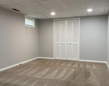 6800 Crafton Lane - Photo Thumbnail 9