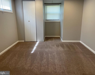 6800 Crafton Lane - Photo Thumbnail 7