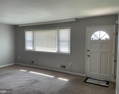 6800 Crafton Lane - Photo Thumbnail 1