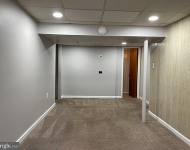 6800 Crafton Lane - Photo Thumbnail 8
