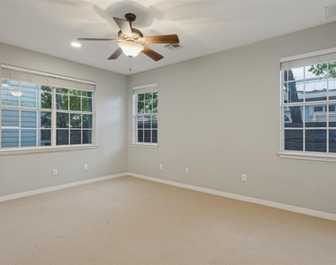 1604 Walnut Ave - Photo Thumbnail 13