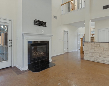1604 Walnut Ave - Photo Thumbnail 6