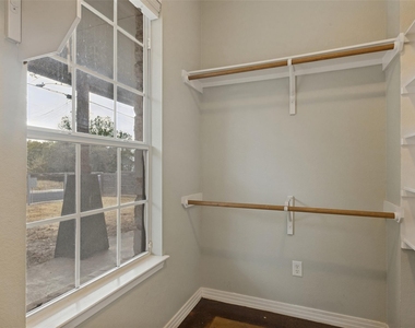 1604 Walnut Ave - Photo Thumbnail 16