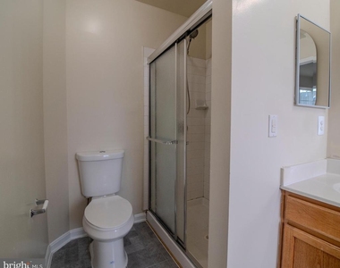 15518 Kennett Square Way - Photo Thumbnail 5