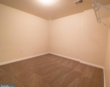 15518 Kennett Square Way - Photo Thumbnail 17