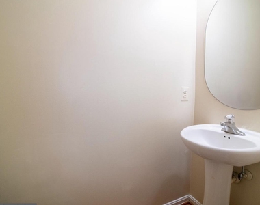 15518 Kennett Square Way - Photo Thumbnail 18