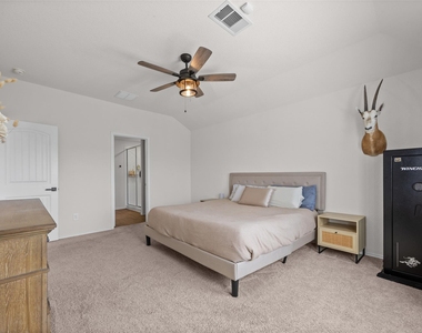 325 Granary Dr - Photo Thumbnail 7