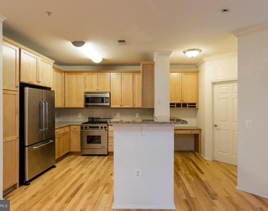 11800 Old Georgetown Road - Photo Thumbnail 7