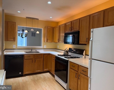 12933 Bridger Road - Photo Thumbnail 6