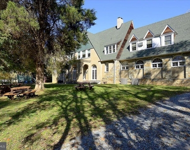 6403 W Halbert Road - Photo Thumbnail 21