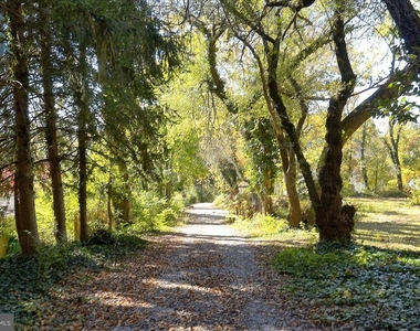 6403 W Halbert Road - Photo Thumbnail 25