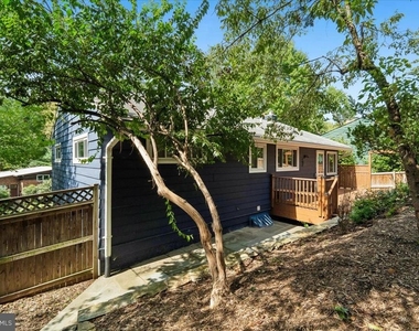 6403 W Halbert Road - Photo Thumbnail 18